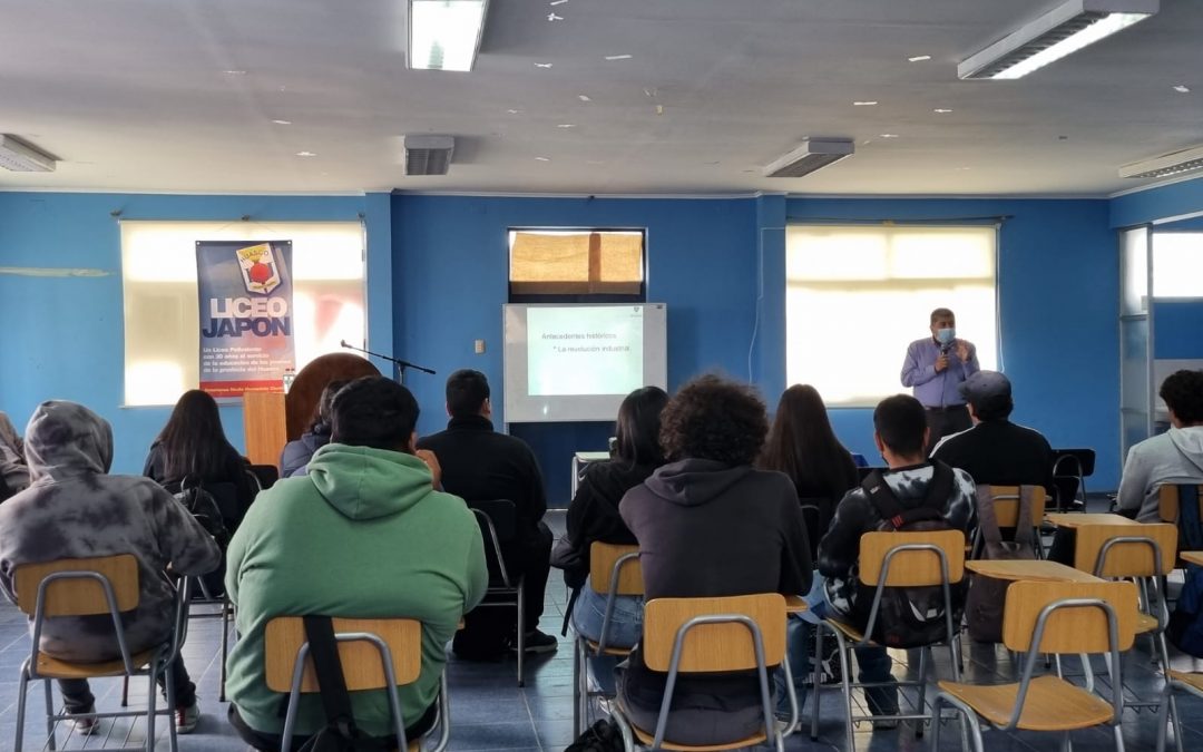 Componente de Preparación en la Educación Media del CTA PACE UDA organiza Charla sobre “Derecho Laboral” en Liceo Japón de Huasco