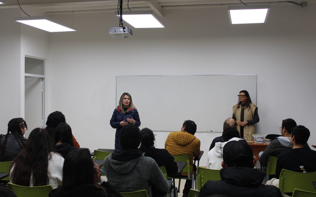 Preuniversitario de la UDA realiza ceremonia de cierre con estudiantes seleccionados que participaron del programa