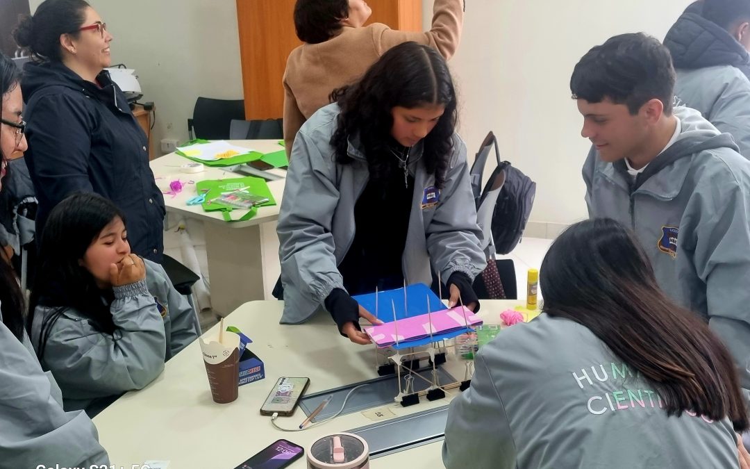 Programa PACE recibe visita del Liceo Manuel Blanco Encalada en una nueva jornada de Un PACE a la UDA